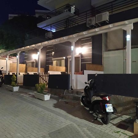 Stratos Family Apartments & Studios Neos Marmaras Esterno foto