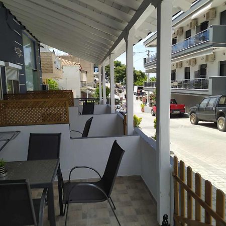 Stratos Family Apartments & Studios Neos Marmaras Esterno foto